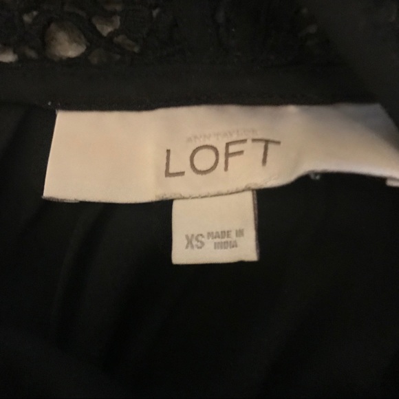 LOFT black high low shirt. - Picture 4 of 5
